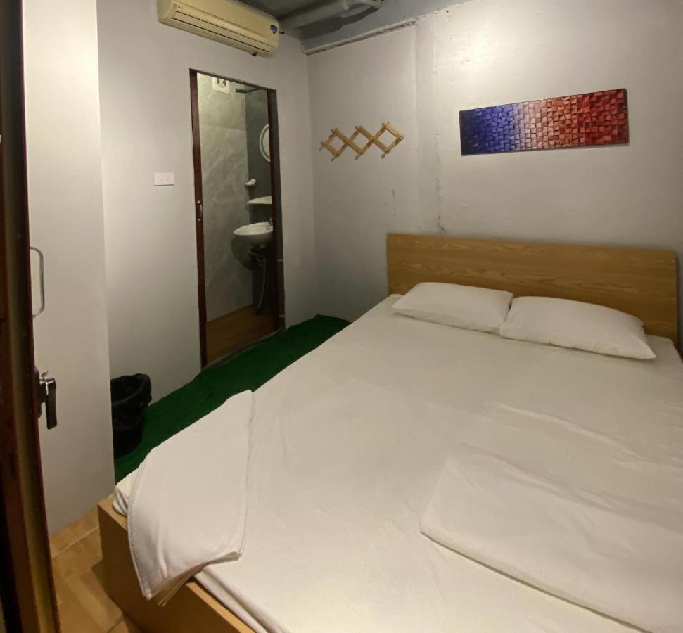 Ubuntu Hostel And Tour - 139 Hang Bac 하노이 외부 사진